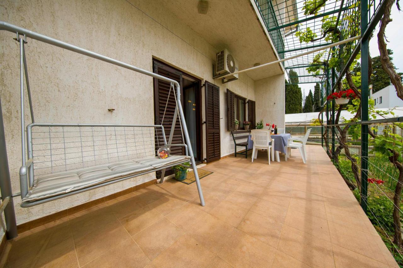 Kaštela 3 Bedroom Apartment Antonio מראה חיצוני תמונה