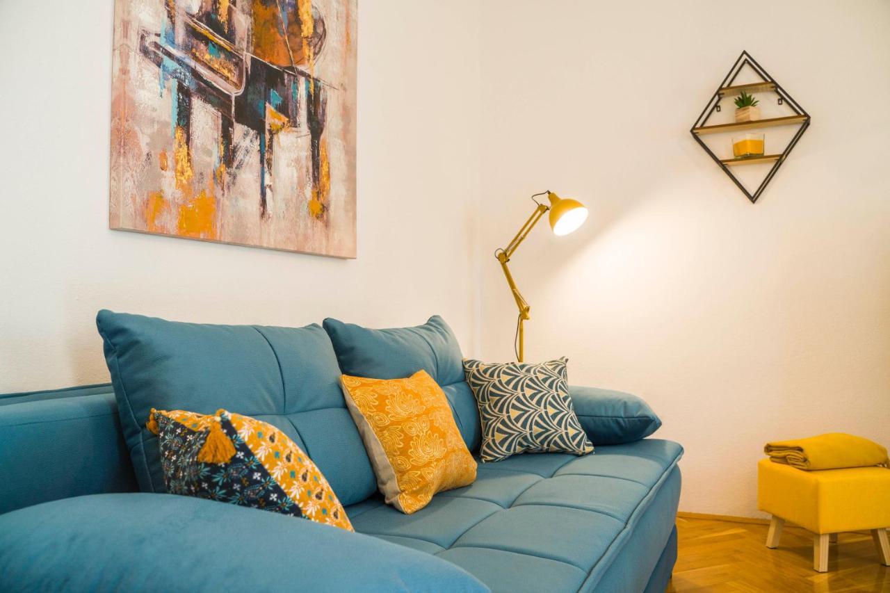 Kaštela 3 Bedroom Apartment Antonio מראה חיצוני תמונה
