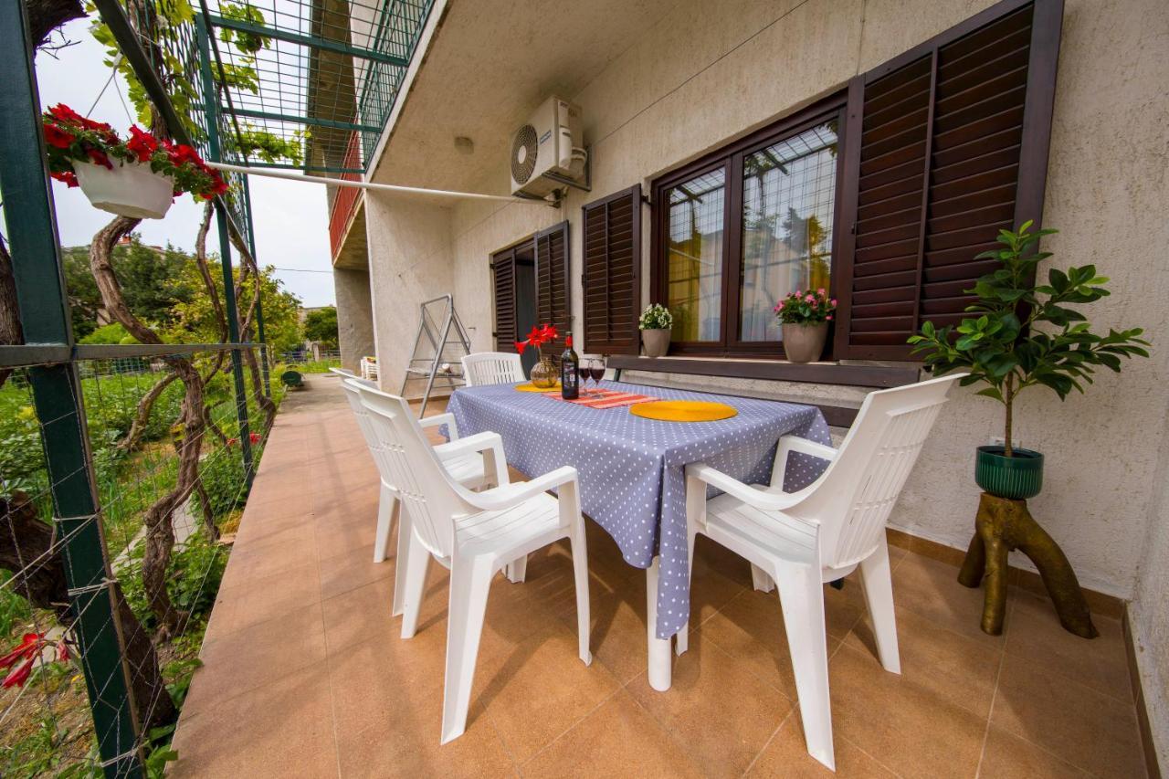 Kaštela 3 Bedroom Apartment Antonio מראה חיצוני תמונה